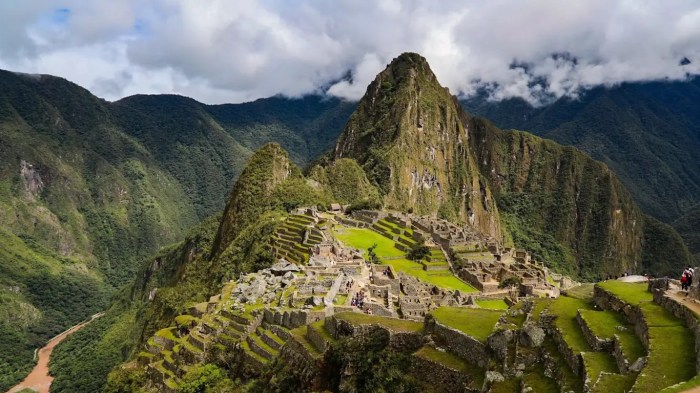 Machu picchu tours islands days galapagos Machu picchu tours islands days galapagos